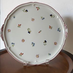 Handled Cake Plate
Petite Fleur